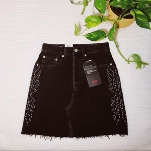 Levi's | High Rise Deconstructed Button Fly Skirt